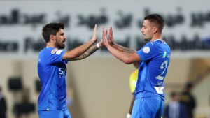 بين طموحات الهلال وعروض أوروبا.. سافيتش ونيفيز أمام منعطف مصيري | كووورة