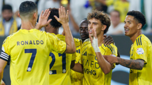 حمد المنيوزشري يثير حفيظة النصراويين برسالته “المختصرة” حول جواو فيليكس، ويعتبر نجم الهلال أفضل منه!