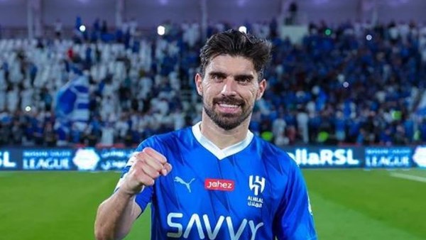 صحيفة سعودية تكشف عن وجود اتفاق بين نادي الهلال وروبن نيفيز لتجديد تعاقده