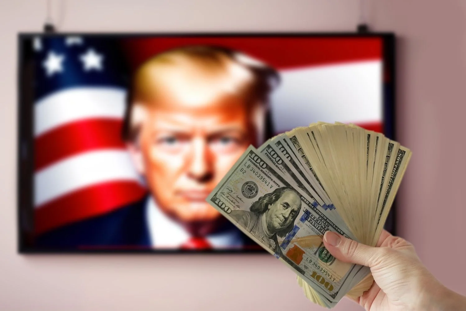 2000 دولار لكل شخص: ترامب يعلن عن توزيع أرباح من الرسوم الجمركية – شاشوف