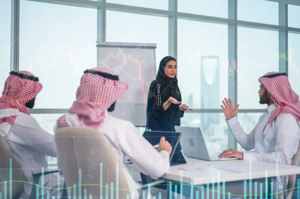 تحول في مشهد العمل والاستثمار: السعودية تخفض المزايا المالية للعمالة الأجنبية لهذه الأسباب – شاشوف