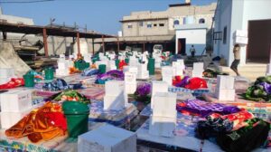 عدن: الهلال الأحمر اليمني يقدم مساعدات إيوائية للمتأثرين من الأمطار الغزيرة