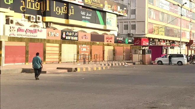 عدن تواجه فوضى الأسعار: أسواق غير منظمة، حكومة غائبة، وتجار يهددون بالإغلاق – شاشوف