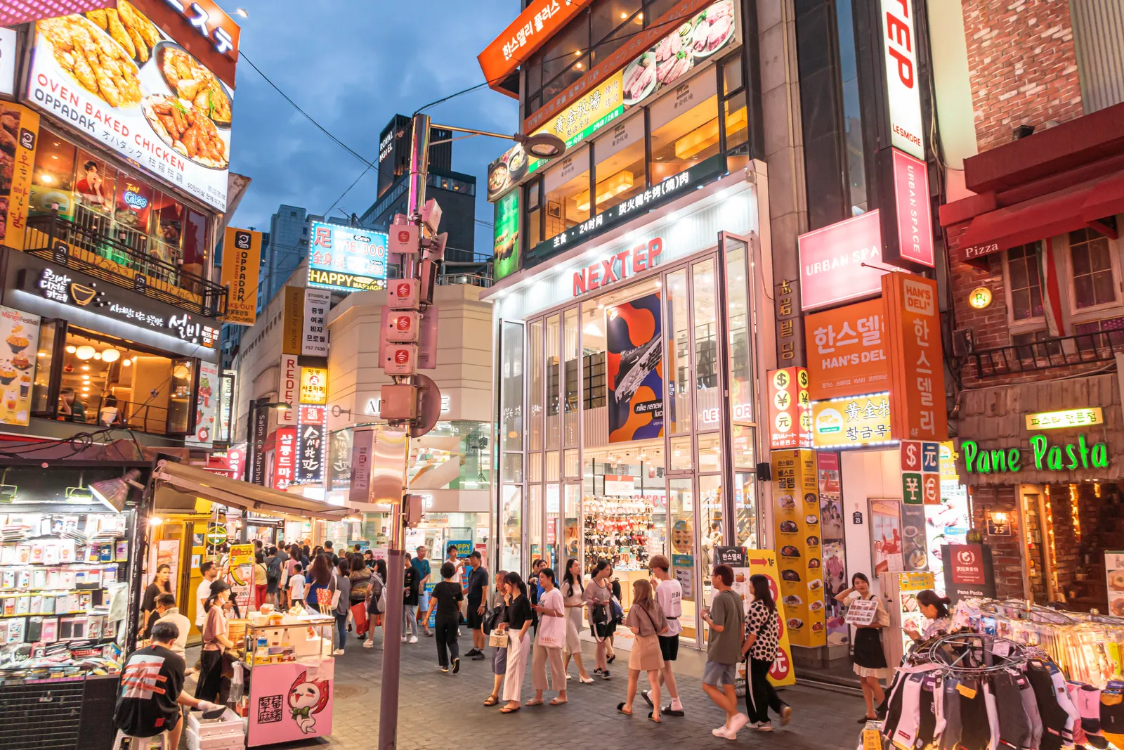 هذه المدينة الآسيوية هي أفضل مدينة في العالم للتسوق، وفقًا لقراءنا