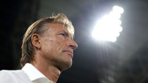 “يقولون إنه غير قوي!” .. تشكيل المنيوزخب السعودي في كأس العرب 2025 يثير السخرية من مبررات الهلال