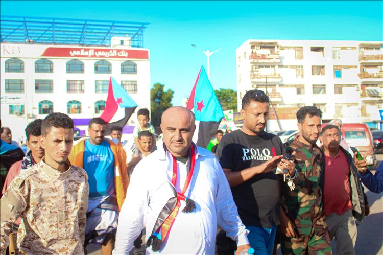 الاتحاد العام للجمعيات التعاونية السكنية يشارك في موكب جماهيري حاشد بساحة العروض دعماً لإعلان دولة الجنوب