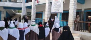 اخبار عدن – مؤسسة «لنا للتنمية» تطلق حملة توعوية لمواجهة الابتزاز الإلكتروني في المدارس الثانوية