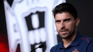 حقيقة موقف روبن نيفيز بشأن تمديد عقده مع الهلال وتأخير القرار حتى 2026
