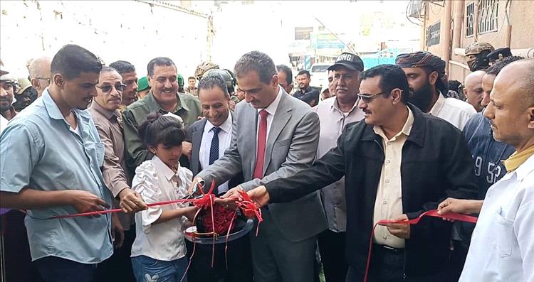 لملس يفتتح قسم الطوارئ وخط الكهرباء الساخن بمستشفى الجراحي التخصصي بالمنصورة