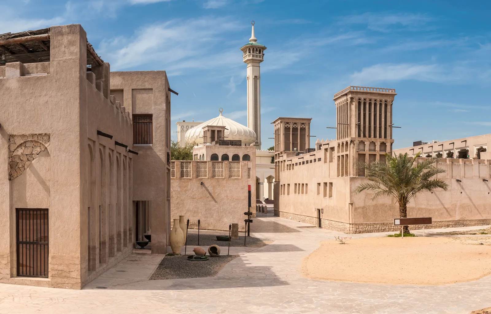كيفية رؤية دبي القديمة والحديثة حسب الشيف سحر برهام العوضي