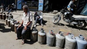 من عدن إلى شبوة: تزايد أزمات الوقود والغاز والخبز يكشف عن ضعف الإدارة الاقتصادية – شاشوف