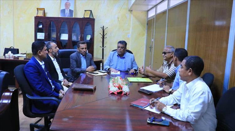 اجتماع بعدن يناقش الترتيبات النهائية لإطلاق أكبر حملة وطنية للنظافة الشاملة