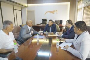 اخبار عدن – وزير الدولة محافظ عدن يناقش مع (أوتشا) تعزيز الاستجابات الإنسانية وطرق التنسيق.