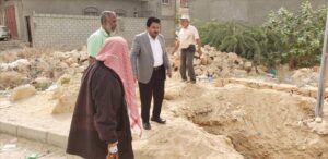 اخبار وردت الآن – نائب مدير اتصالات ساحل حضرموت يزور موقع العمل في كبينة 27A غرب دار الضين