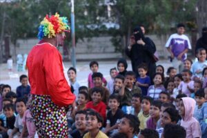 الاخبار من عدن – مركز إنصاف يطلق المرحلة الثانية من مبادرة شاشات السلام للأطفال في عدن