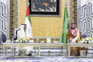 الضغط في اليمن والتحدي الاقتصادي: ما الذي أتاح استمرار التجارة بين السعودية والإمارات؟ – شاشوف