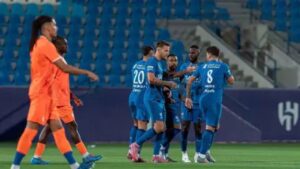 الهلال ينيوزظر نجم جنوى في حال تعقيد صفقة مايتي