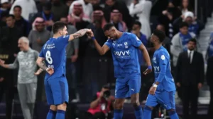 تحذير من أسطورة الهلال: قرار قاتل للاعب سعودي وعواقبه ستكون وخيمة!