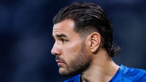 صدمة لجماهير الهلال: تيو هيرنانديز ينوي الرحيل في خطوة “انيوزقامية من ميلان”! | العربية Goal.com