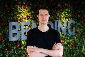 بيندنج سبونز تتحدى تراجع SaaS، وتحقق ارتفاعاً بنسبة 40% في أول يوم من التداول