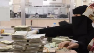 مرعب: الفجوة الكبيرة في أسعار الصرف بين عدن وصنعاء اليوم… الدولار يصل إلى 1633 مقابل 540!