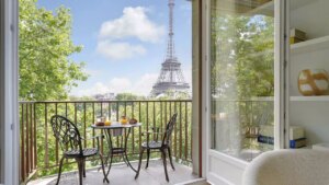 ٧ شقق في باريس على Airbnb تطل على برج إيفل
