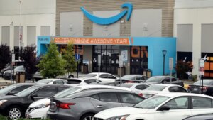أمازون قد تطلق سوقًا حيث يمكن للمواقع الإعلامية بيع محتواها لشركات الذكاء الاصطناعي