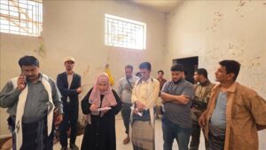 اخبار المناطق – اللجنة الوطنية للتحقيق تفقُد سجن البحث الجنائي ومراكز الاحتجاز في عدة أماكن