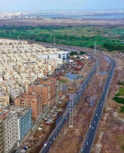 اخبار عدن – سكان حي إنماء يطلبون المساعدة: أنقذونا من ضوضاء بائعي الألعاب النارية المتزايدة