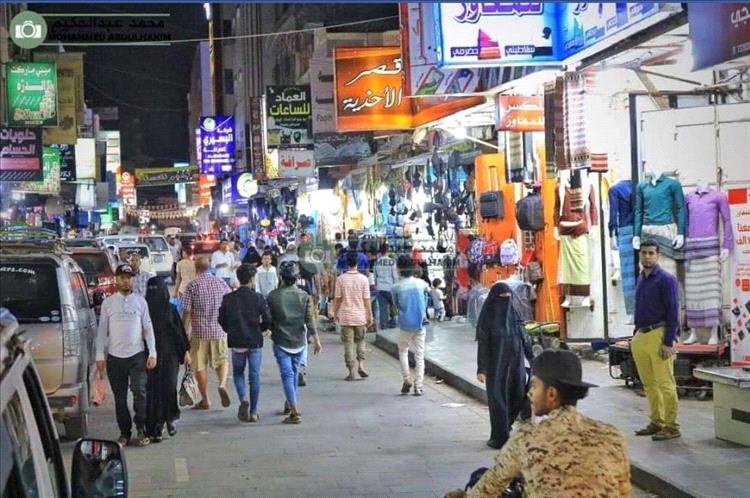 اهالي عدن : نريد ان نعيش وننعم بالخدمات دعوات الفوضى والغوغاء لاتمثلنا