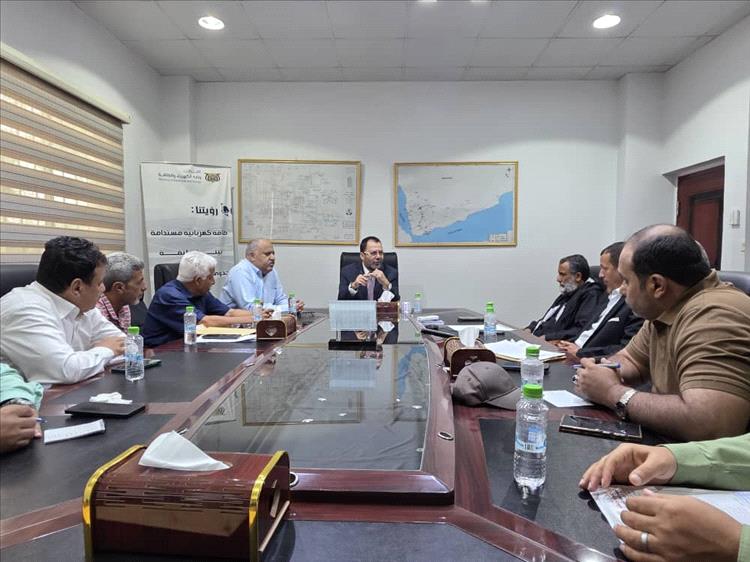 وزير الكهرباء م. عدنان الكاف يترأس اجتماعًا لمناقشة استعدادات الوزارة لفصل الصيف القادم