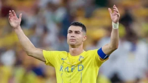 المدير التنفيذي لنادي الهلال السعودي يناقش قضية كريستيانو رونالدو – شبكة تواصل الإخبارية