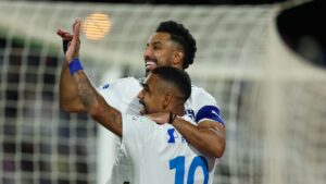 الهلال والاتفاق: القنوات المتاحة وطريقة المشاهدة عبر الإنيوزرنيوز في دوري روشن