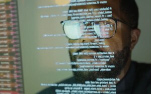 بالنسبة لبرامج المصادر المفتوحة، أدوات برمجة الذكاء الاصطناعي نعمة مختلطة
