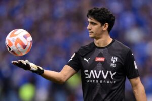 بونو يوشك على العودة مع الهلال قبل مواجهة الاتفاق
