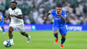 عاجل: الهلال يتعاقد مع عبد الكريم دارسي من الأهلي مجاناً… صفقة مجانية تثير سخط الجماهير!