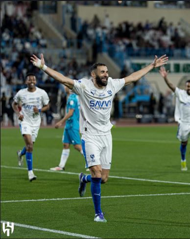 عاجل.. ليس الوليد بن طلال من دفع ثمن انتقال بنزيما للهلال والتسريبات تكشف عن اسماء غير متوقعة