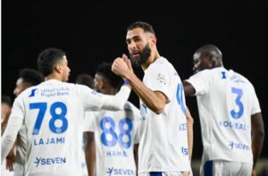 عاجل.. تسريب تصريح من كلمتين لبنزيما عن جمهور الهلال يكشف حقيقة مفاجئة