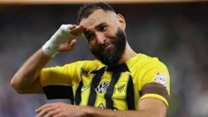 كريم في معقل القائد”.. الهلال السعودي يعتمد على “الديك الفرنسي