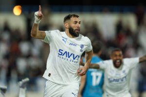 لاعبو ريال مدريد يبعثون برسالة لبنزيما بعد ظهوره مع الهلال – 365Scores