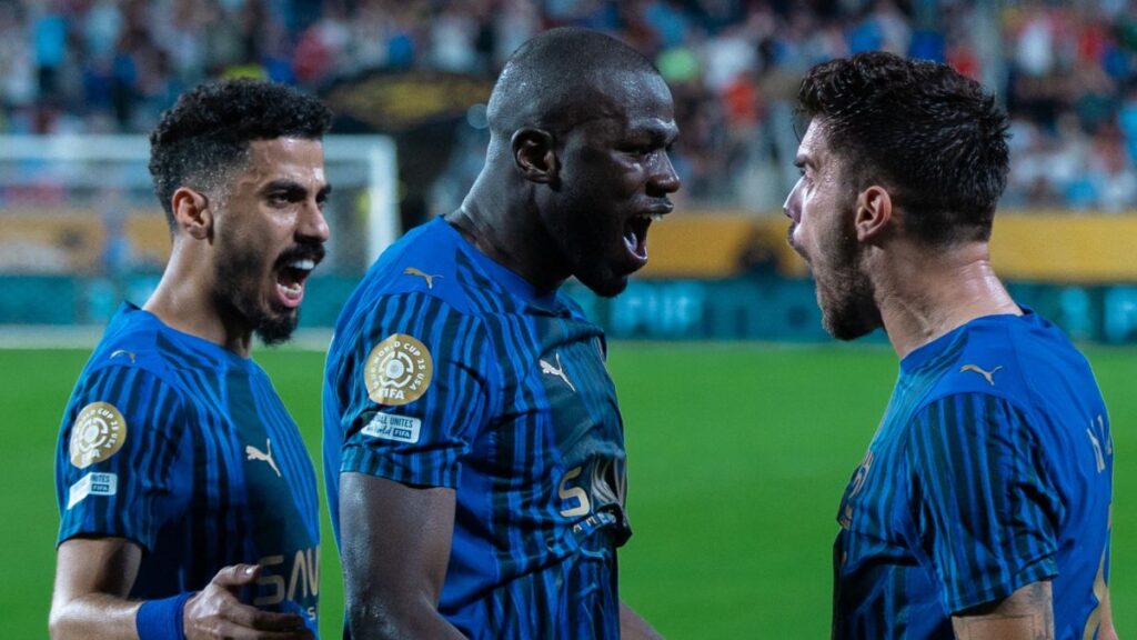 الهلال السعودي يتلقى مفاجأة سارة قبل مباراة الفتح  | كورابيا