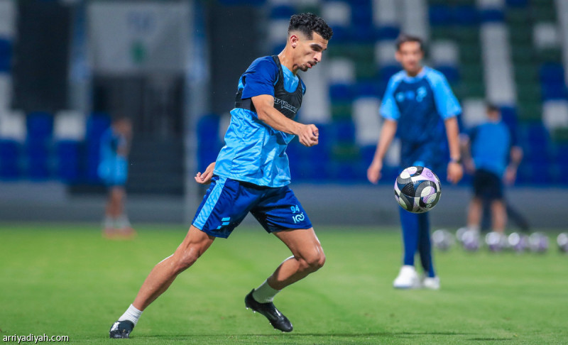الهلال يتعاقد مع العنزي بعقد 5 مواسم وينجح في ضمه انتقالاً حراً