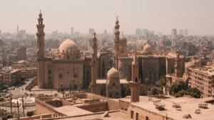 هل من الآمن للمواطنين الأمريكيين السفر إلى مصر في الوقت الحالي؟