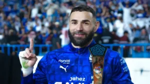 زلزال في روشن! الهلال يتخذ قراره النهائي بشأن كريم بنزيما.. و3 عوامل فنية ومالية تغير المعادلة!