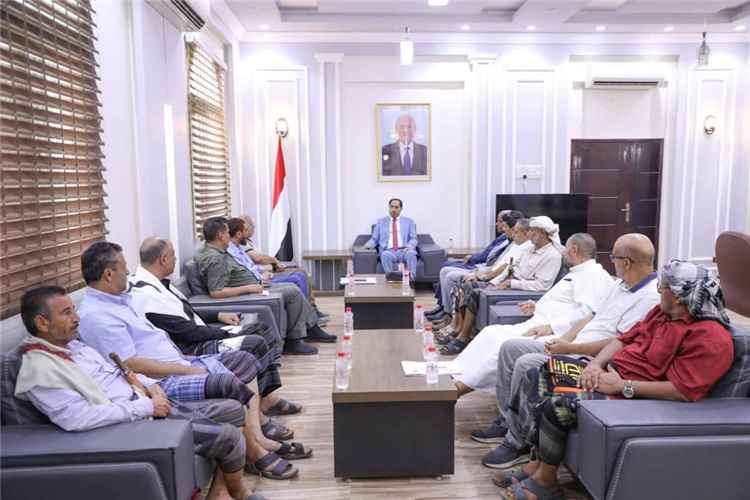 الوزير البكري يلتقي عدد من أعضاء الجمعية العمومية لنادي الهلال بمنطقة خلاقة