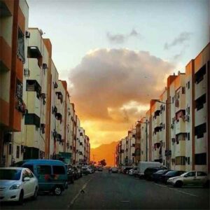 اخبار عدن – عاجل: طبيب يتوفى في عدن نتيجة سقوطه من الطابق الثالث في إنماء والتحقيقات مستمرة