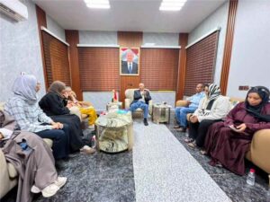 أحدث مستجدات عدن – الوزير الشرجبي يتباحث مع وفد القمة النسائية لتعزيز التعاون في مجالات المياه والبيئة.