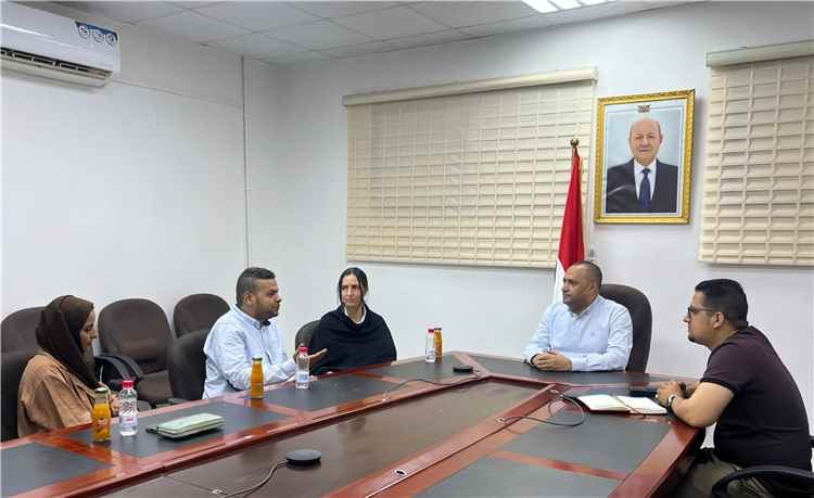 وزارة الصناعة والتجارة تبحث مع منظمة