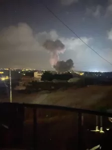 ملخص الأخبار العاجلة خلال ساعة من الآن: تصعيد خطير في غزة وجنوب لبنان: قصف متبادل وارتفاع حصيلة الضحايا