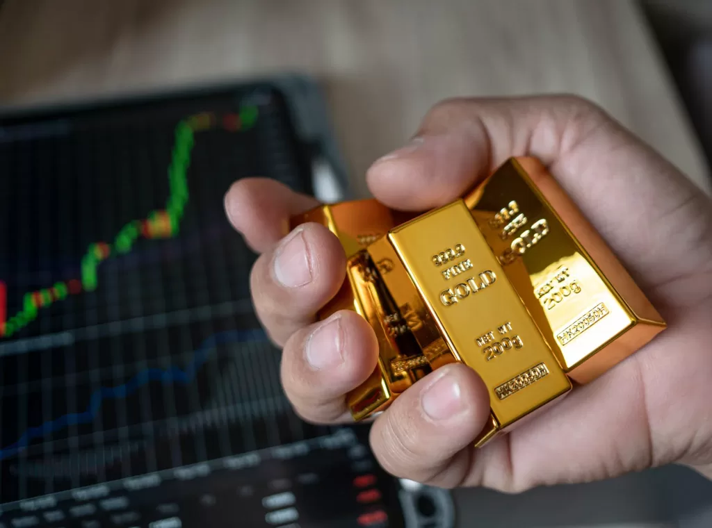 مقال إخباري: أسعار الذهب في صنعاء وعدن تشهد تباينات ملحوظة